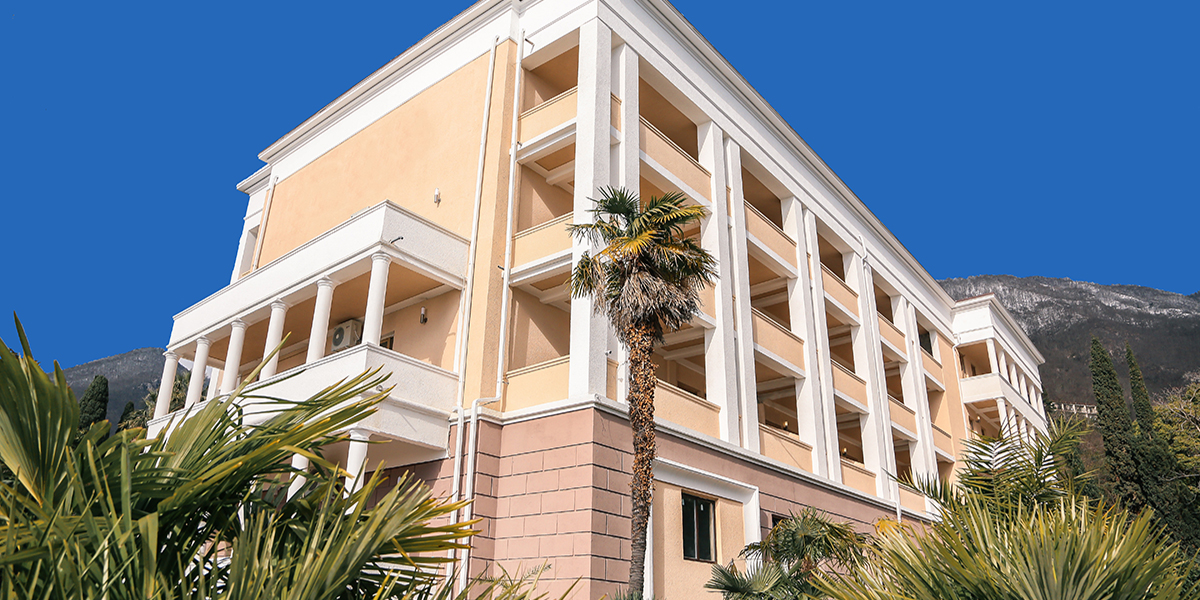 Old Gagra Hotel